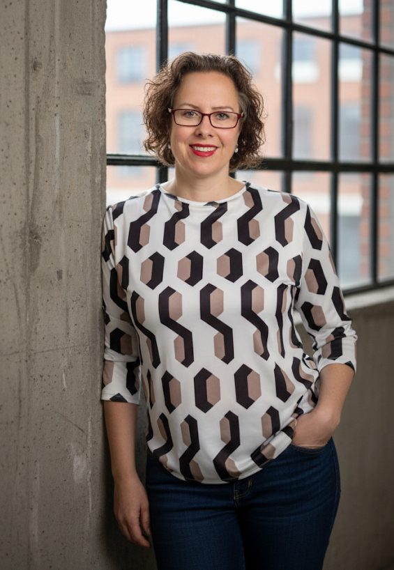 Denise Hoffmann als Speakerin zu Praxismanagement und KI in der Zahnarztpraxis